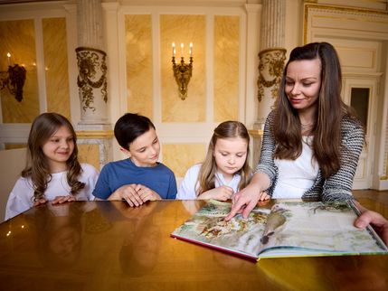 Auf den Spuren von Hänsel und Gretel - eine Familienführung durch die Semperoper - Vollzahler