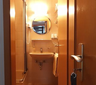 Doppelzimmer 4