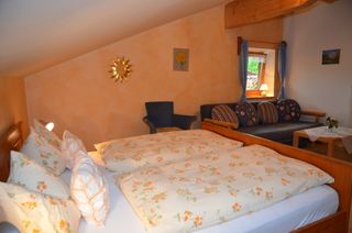 Schlafzimmer 2