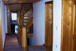 Gästehaus Weber in Gmain - Flur und Treppe im 1. Stock
