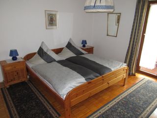Ferienwohnung Hochries - Schlafzimmer mit Südbalkon