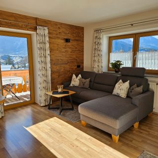 Couch im Wohnraum