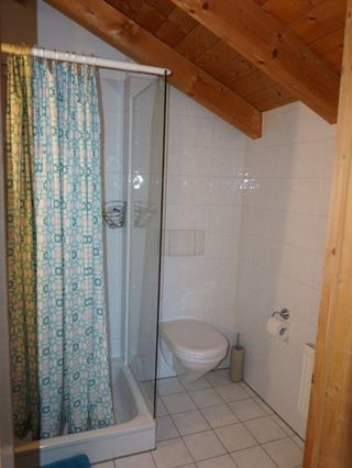Dusche/WC - Badezimmer