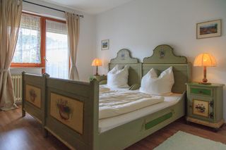 Schlafzimmer 2