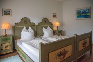 Schlafzimmer 2