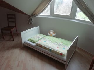 Kinderbett im Schlafzimmer "Bergblick"