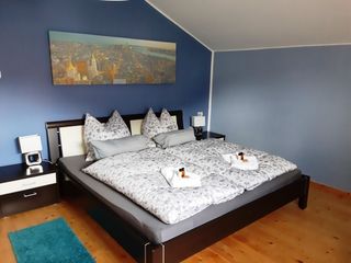 Schlafzimmer_3.jpg