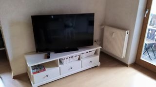 Wohnbereich mit Fernseher
