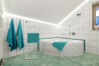 Badezimmer 1b