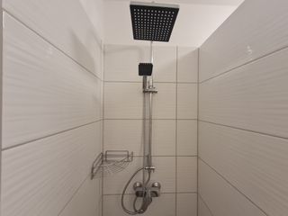 Dusche EG 17