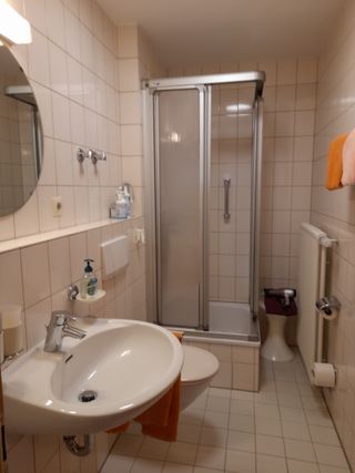 Bad m. Dusche/WC