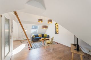 Photo, INSIDE, OUTSIDE