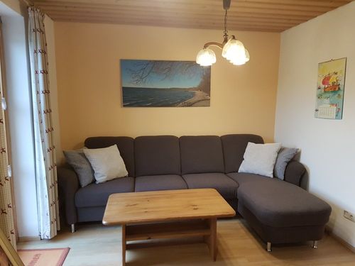 Wohnküche mit gemütlicher Couch Wohnküche mit gemütlicher Couch