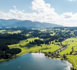 1_campingzehamsee_luftaufnahme
