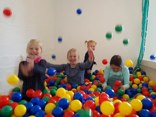 Bällebad Bällebad