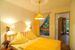Fewo GELB: Schlafzimmer