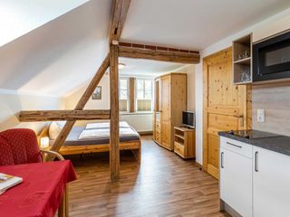 Gästezimmer Nr. 6: Wohnbereich mit Küche