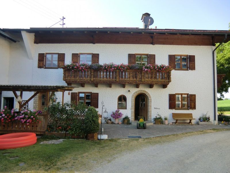 Haupthaus mit Terasse Haupthaus mit Terasse