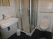 Badezimmer mit Dusche