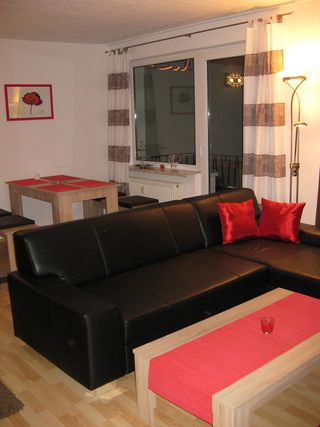 Wohnzimmer mit Schlafsofa 1