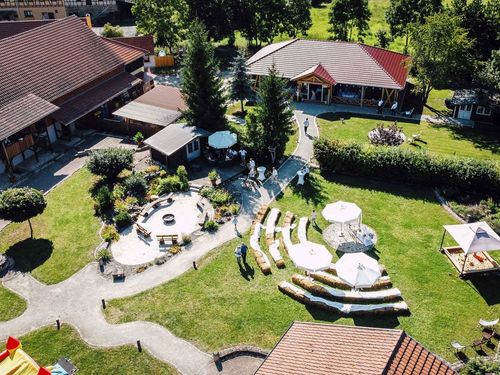 Feste feiern auf dem Glücksbringerhof Feste feiern auf dem Glücksbringerhof