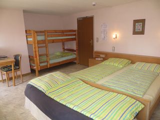Fünfbettzimmer
