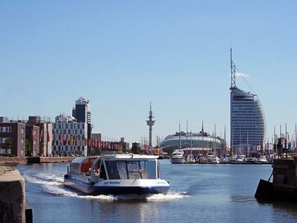 Overseas Harbor cruise