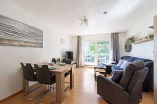 Wohnzimmer mit Essbereich