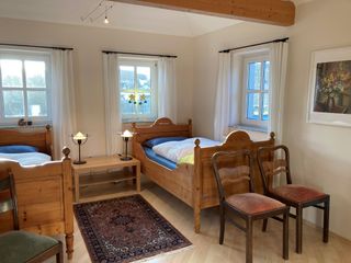 Schlafzimmer 2 mit Einzelbetten