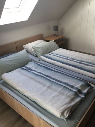 Großes Schlafzimmer