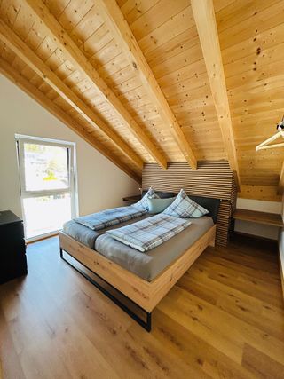 Schlafzimmer DG