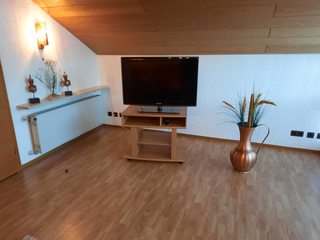 Großer Flachbild TV