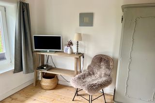Sideboard und Kleiderschrank