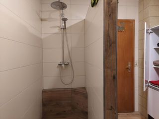 Bodenebene Dusche