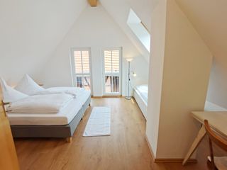 Schlafzimmer 2