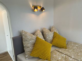 Schlafzimmer 5