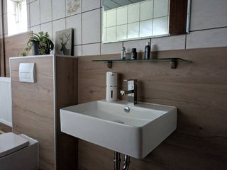 Separates WC im Untergeschoss