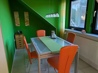 Küche mit integrierter Essecke