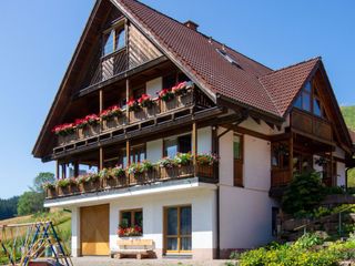 Leibgedinghaus mit Ferienwohnung
