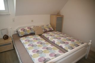 Schlafzimmer mit Doppelbett Ferienwohnung Zwischen den Seen in Haltern am See