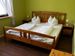 Schlafzimmer mit Doppelbett