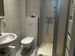 Bad mit Dusche und WC