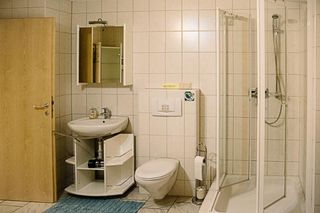 Bad mit Dusche