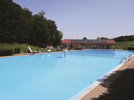 Wohnmobilstellplatz Nähe Sportplatz