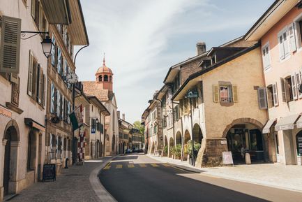 Historical walk in Coppet