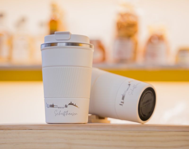 To-Go Becher mit Gravur, weiss Schaffhauserland Artikel