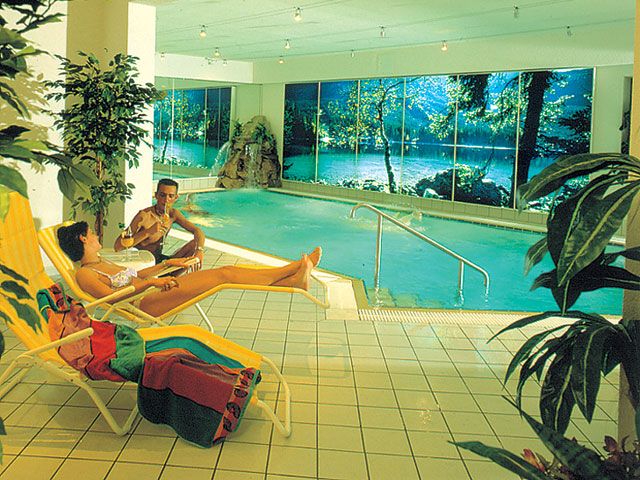 Hallenbad