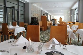 Restaurant "Dreiherrenstein"