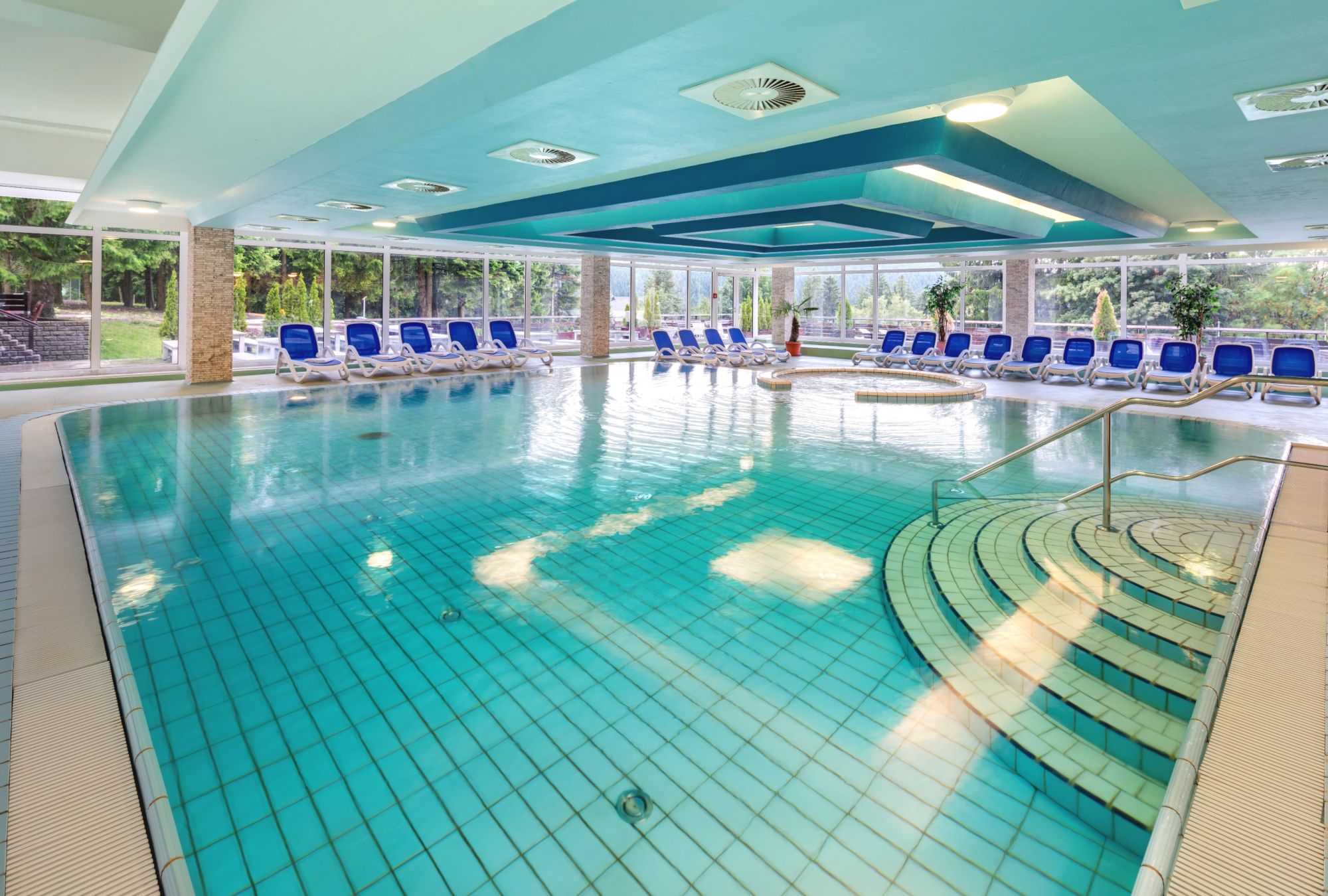 Innen-Pool