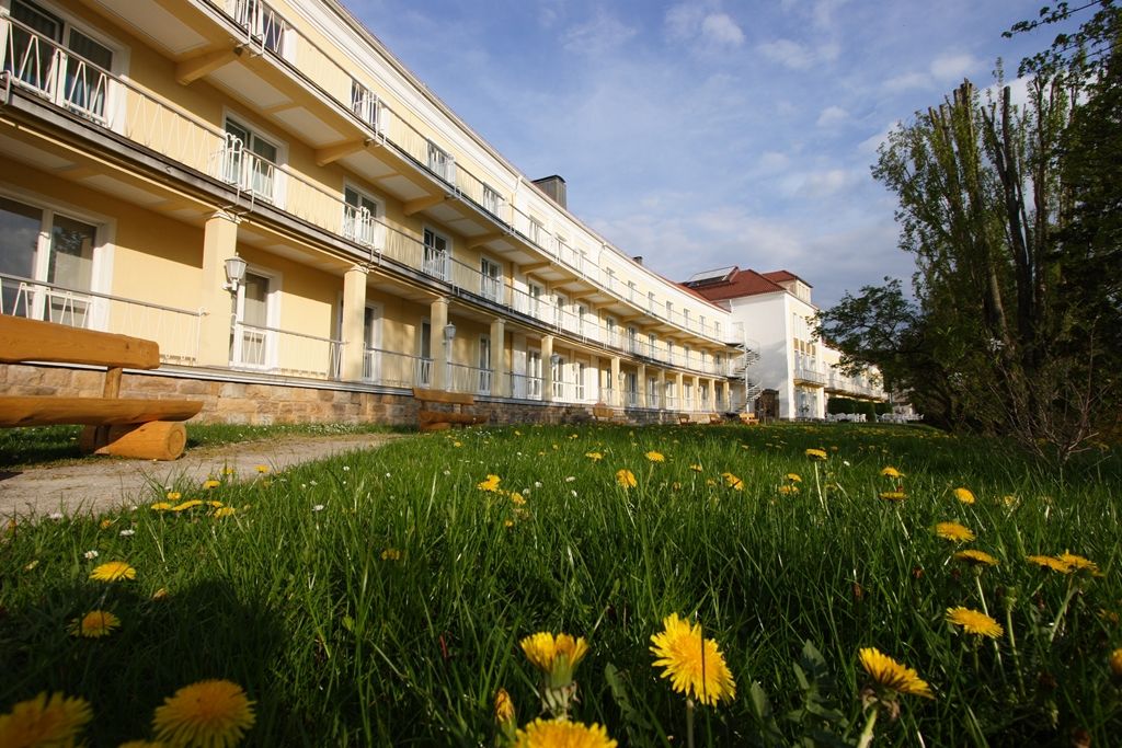 Außenansicht zum Park